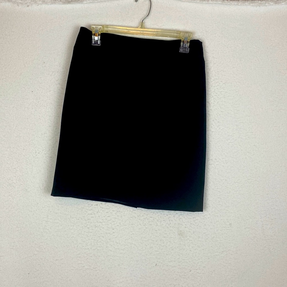 Women's Apostrophe New without tags Black Pencil Skirt Size 6